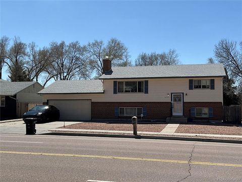 Single Family Residence in Colorado Springs CO 4721 Palmer Park Boulevard.jpg