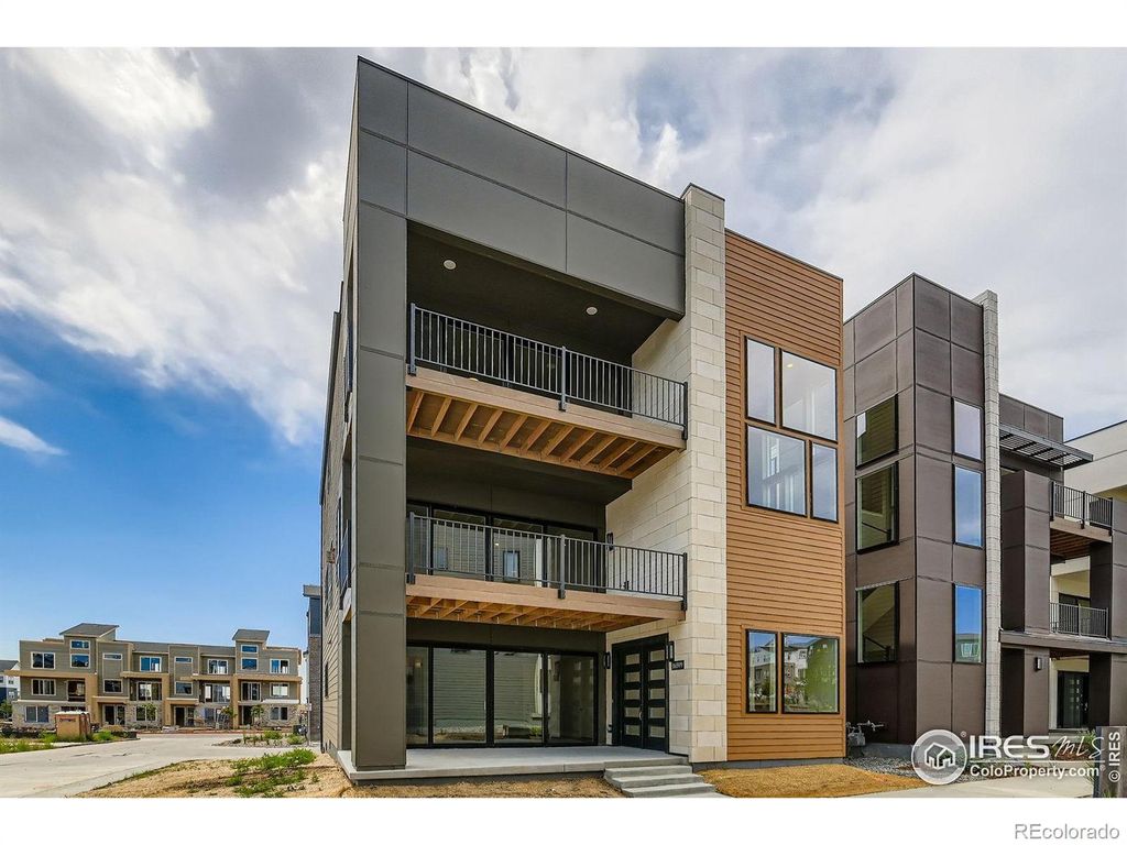 Photo of 16599 Peak Way, Broomfield, CO 80023 (MLS # IR1041967)