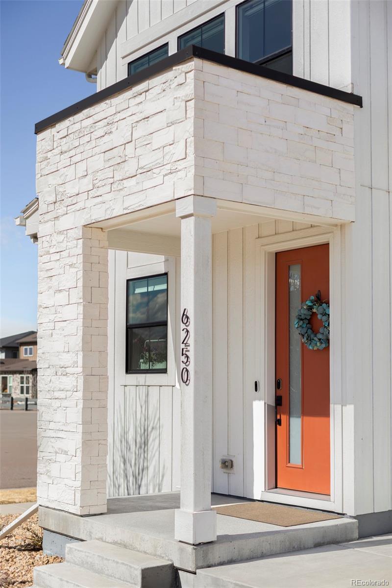 6250 Stable View Street