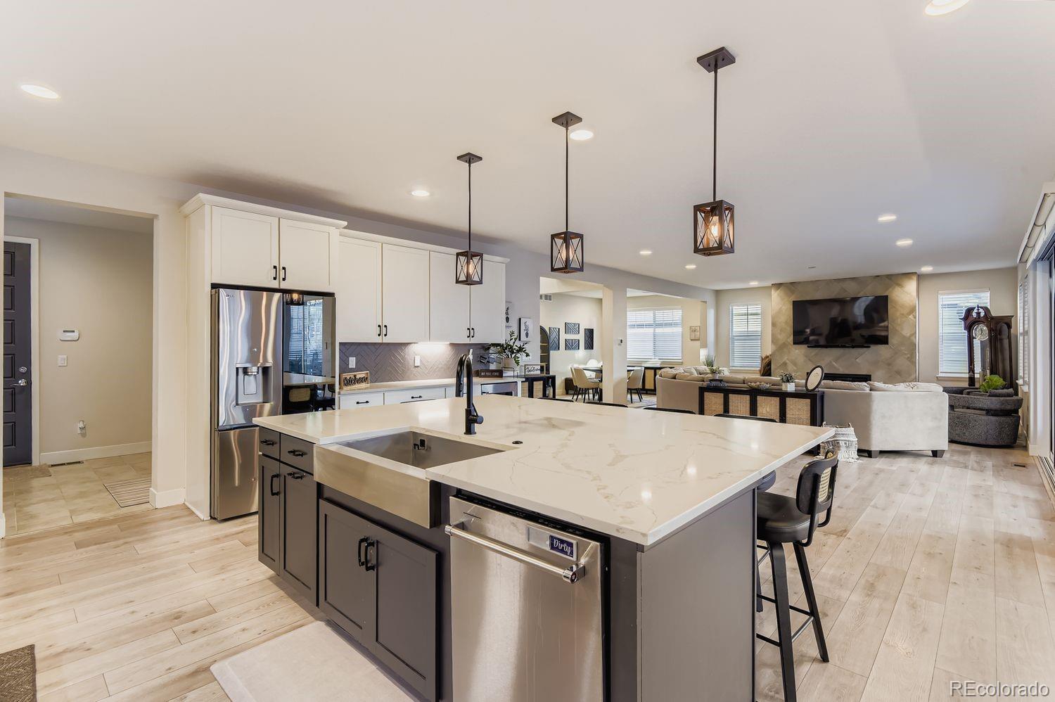 6442 Stablecross Trail