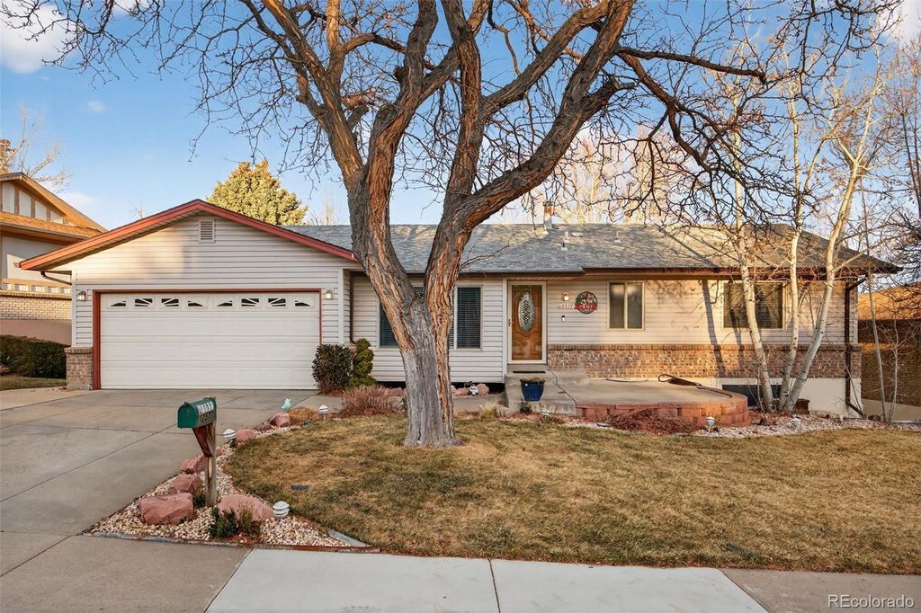 Photo of 12577 W Arizona Place, Lakewood, CO 80228 (MLS # 9644929)