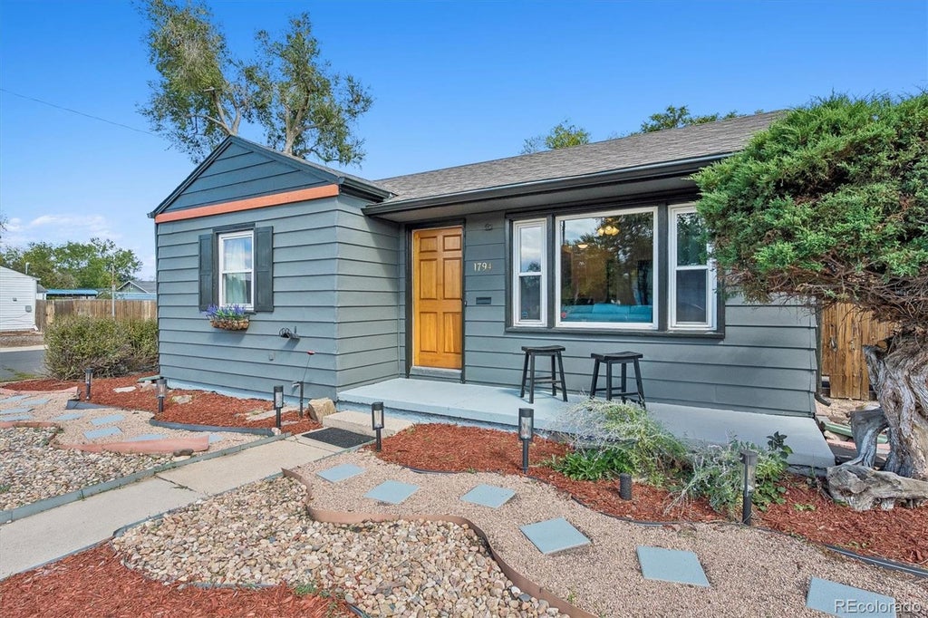 Photo of 1794 Verbena Street, Denver, CO 80220 (MLS # 2131387)