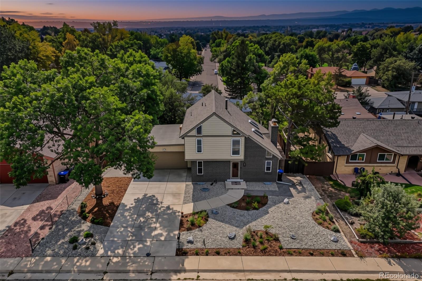 8644 W 66th Circle