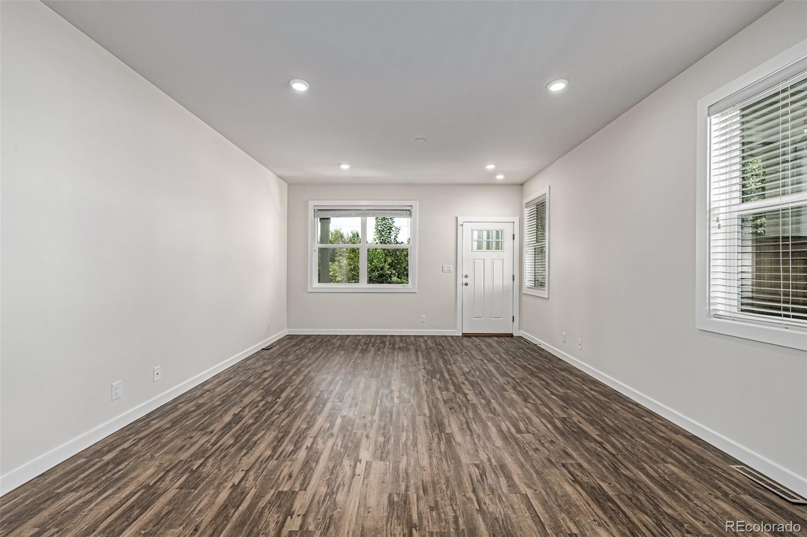 2858 S Delaware Street