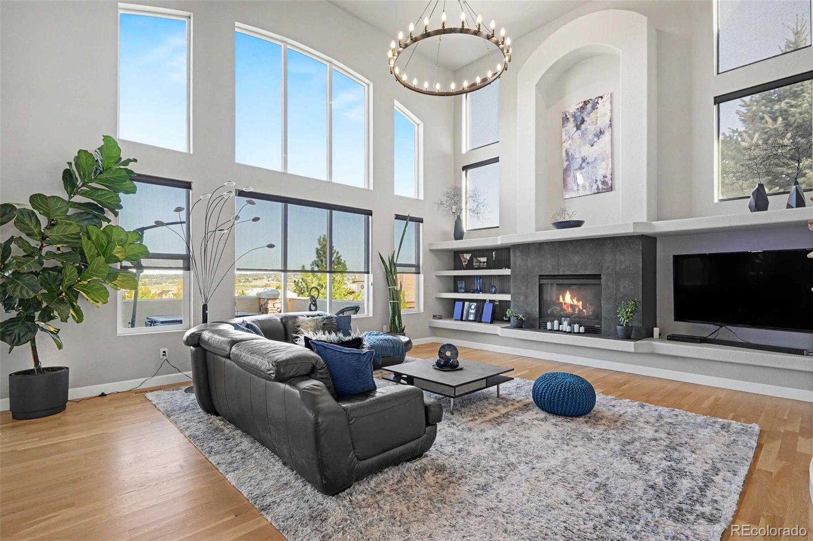 5562 Rim View Place