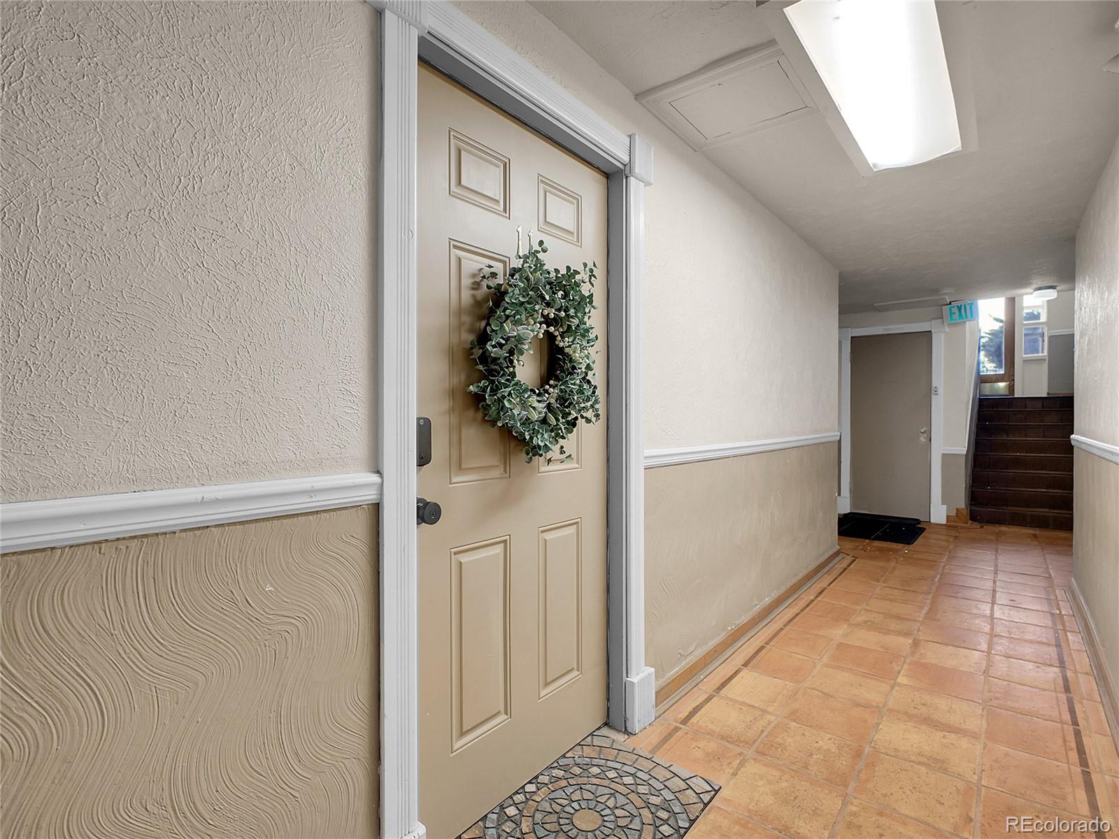 1620 Colorado Boulevard 11