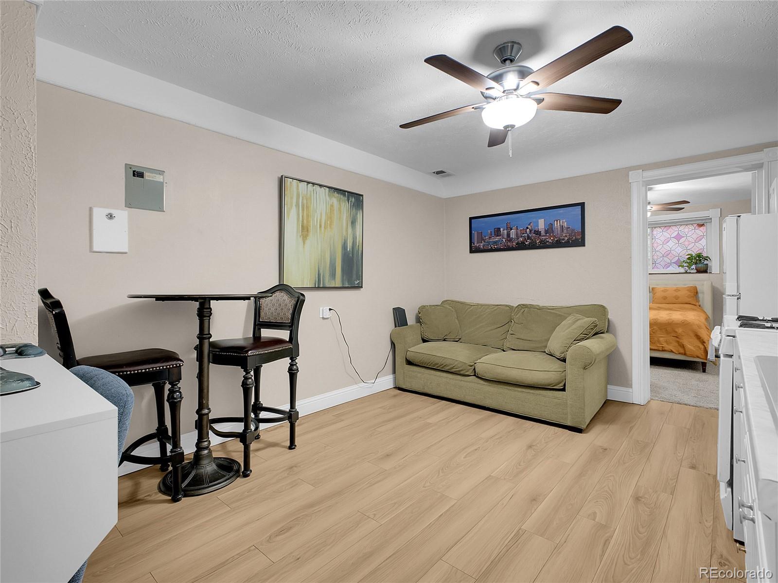 1620 Colorado Boulevard 11