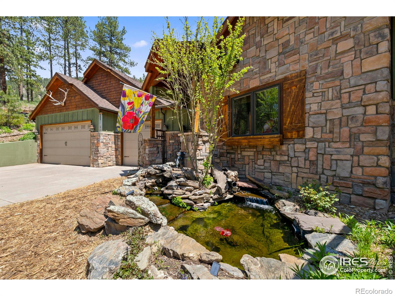952 Skinner Gulch Road