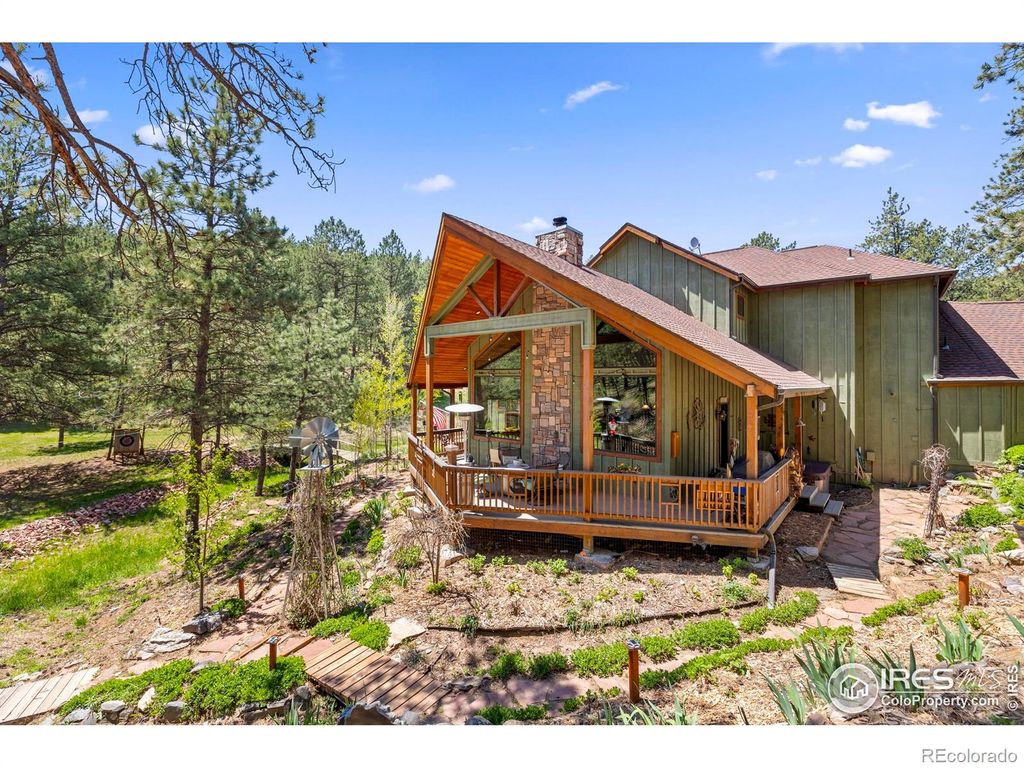 Photo of 952 Skinner Gulch Road, Loveland, CO 80537 (MLS # IR1035357)