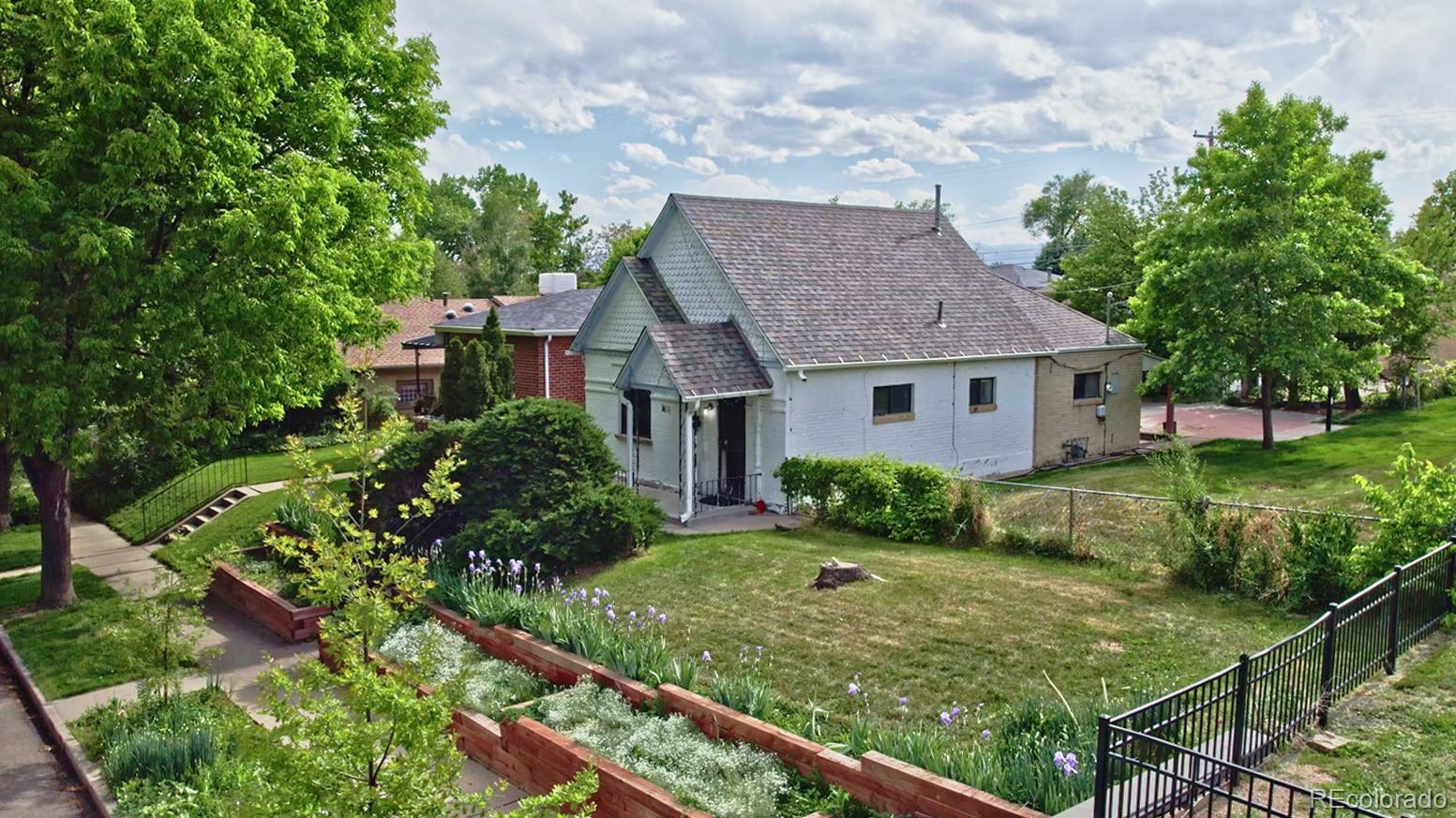 2809 Yates Street