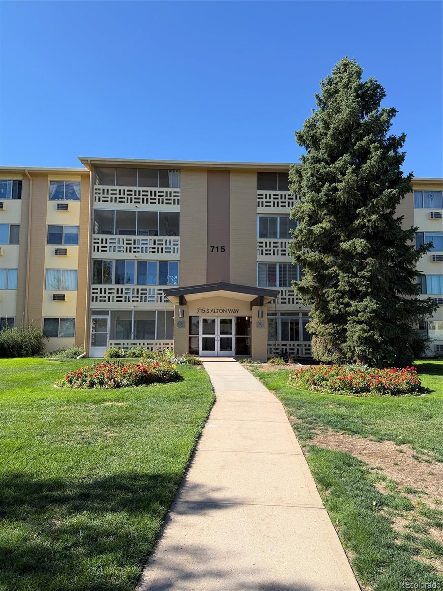 715 S Alton Way 4D