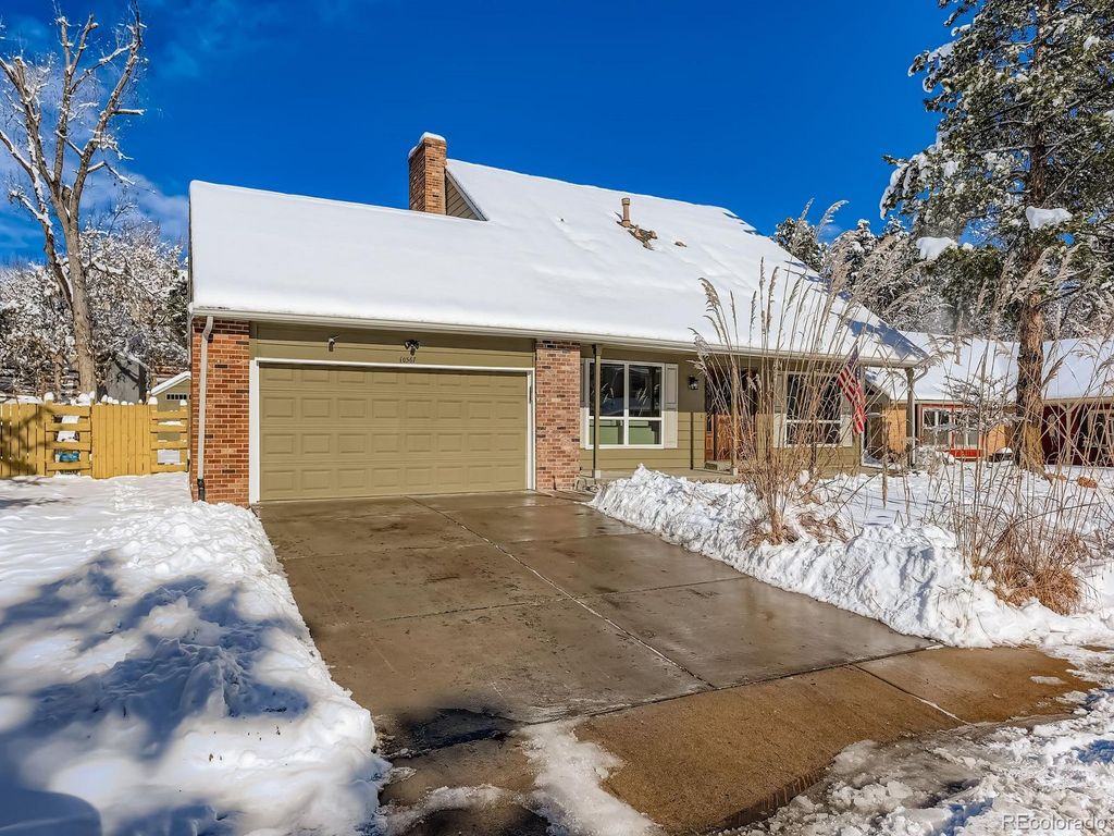 Photo of 10567 W Chautauga Mountain, Littleton, CO 80127 (MLS # 5514362)