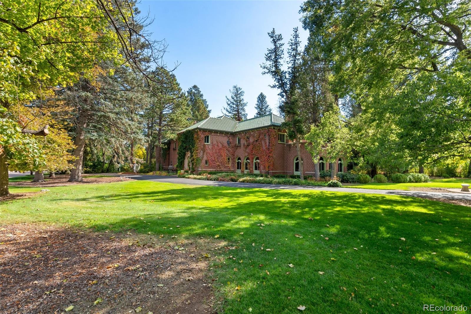 15 Elm Avenue
