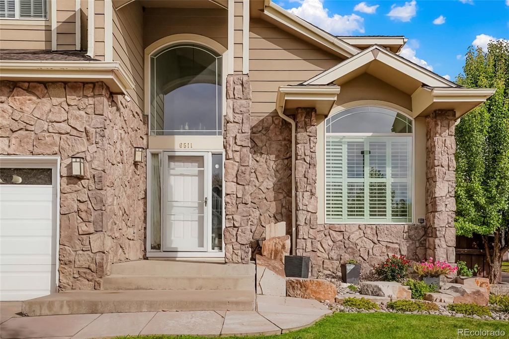 Photo of 6511 W Alamo Drive, Littleton, CO 80123 (MLS # 8340443)