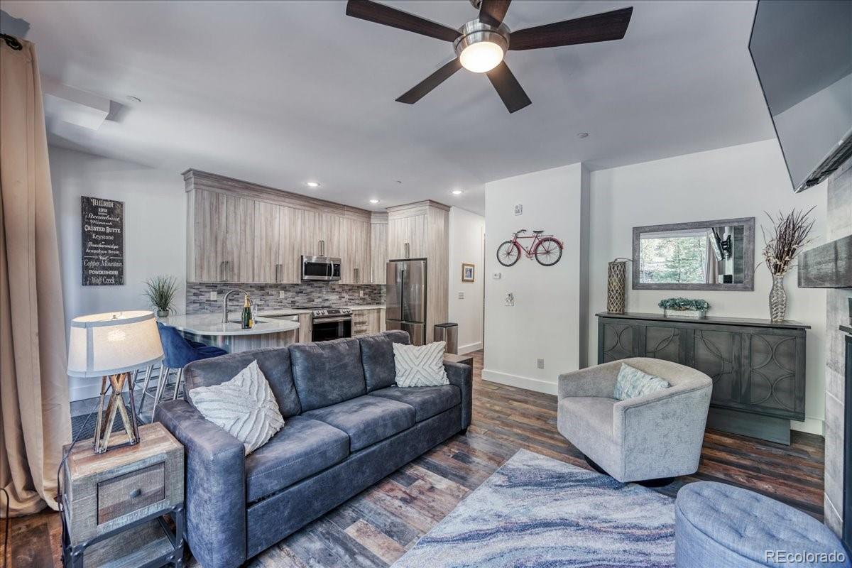 102 Lake Ridge Circle 1888