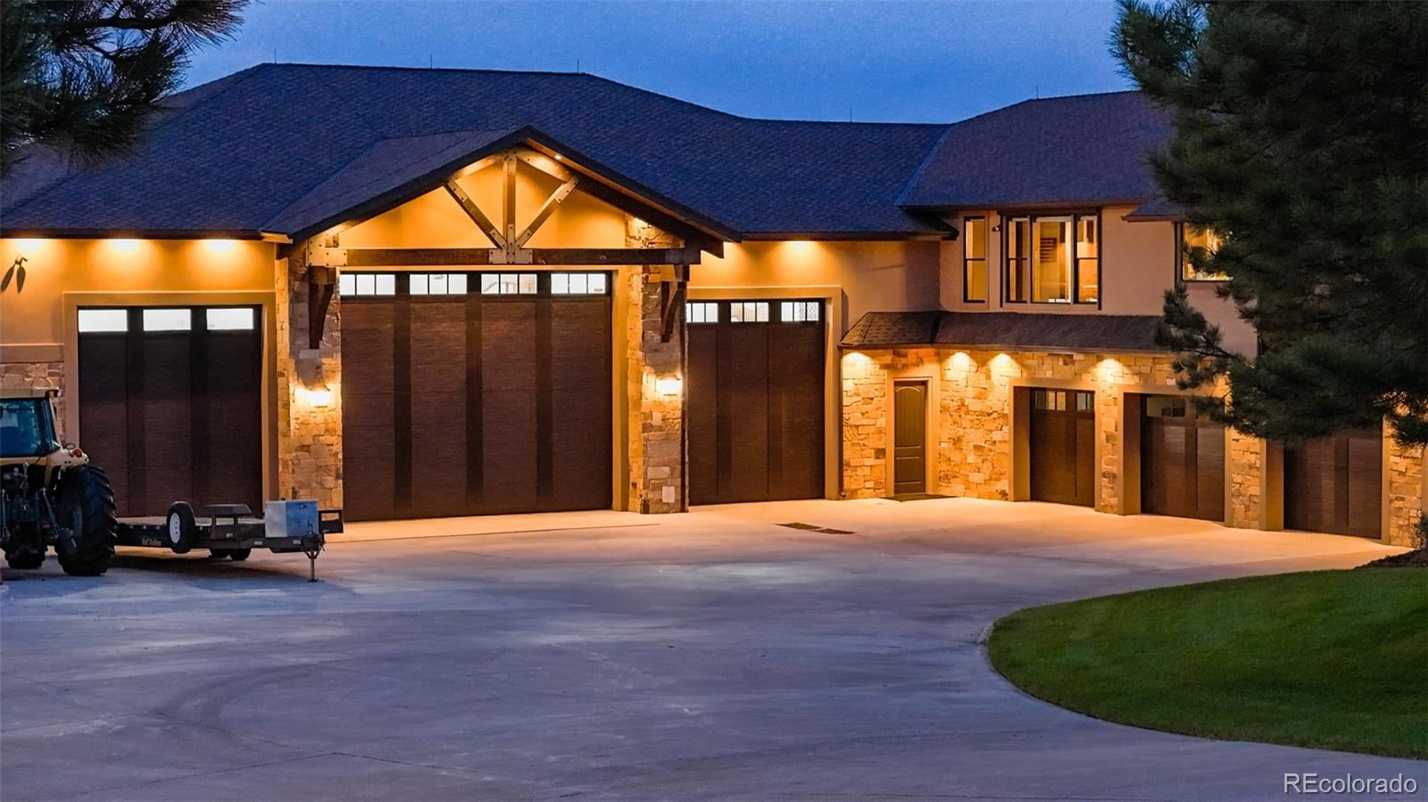 5090 Horseshoe Trail
