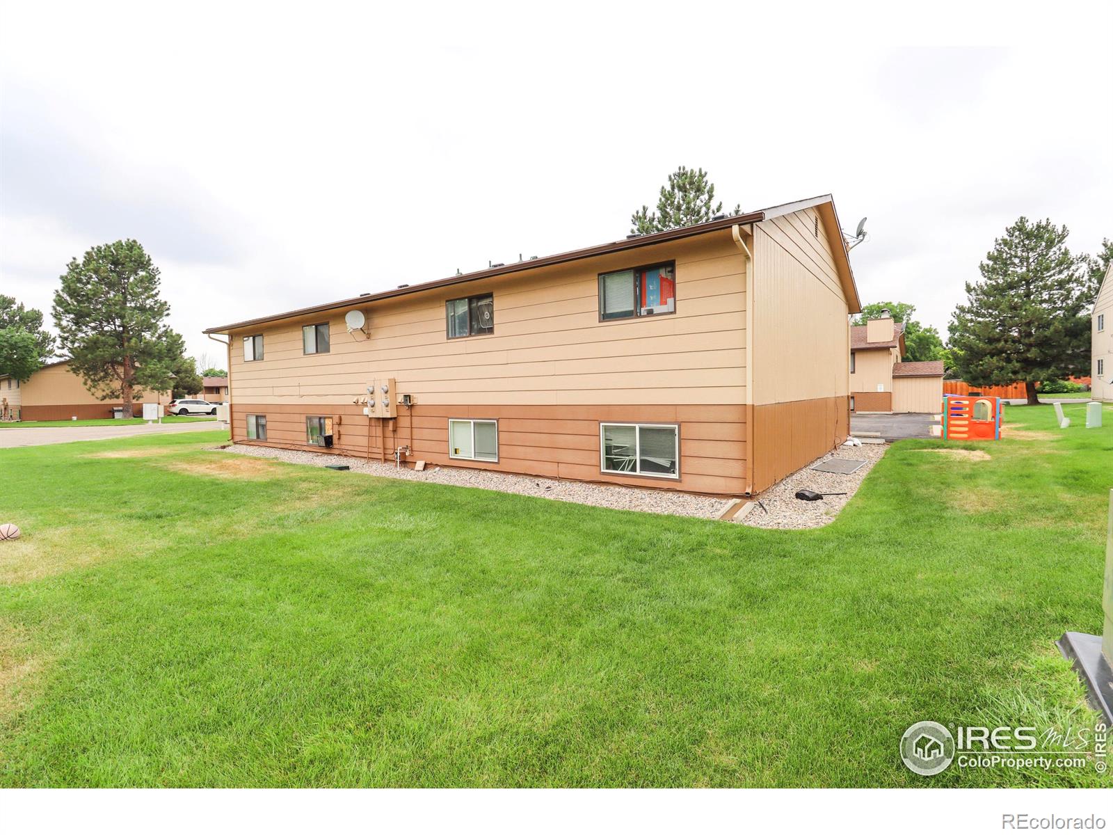 127 Juniper Place