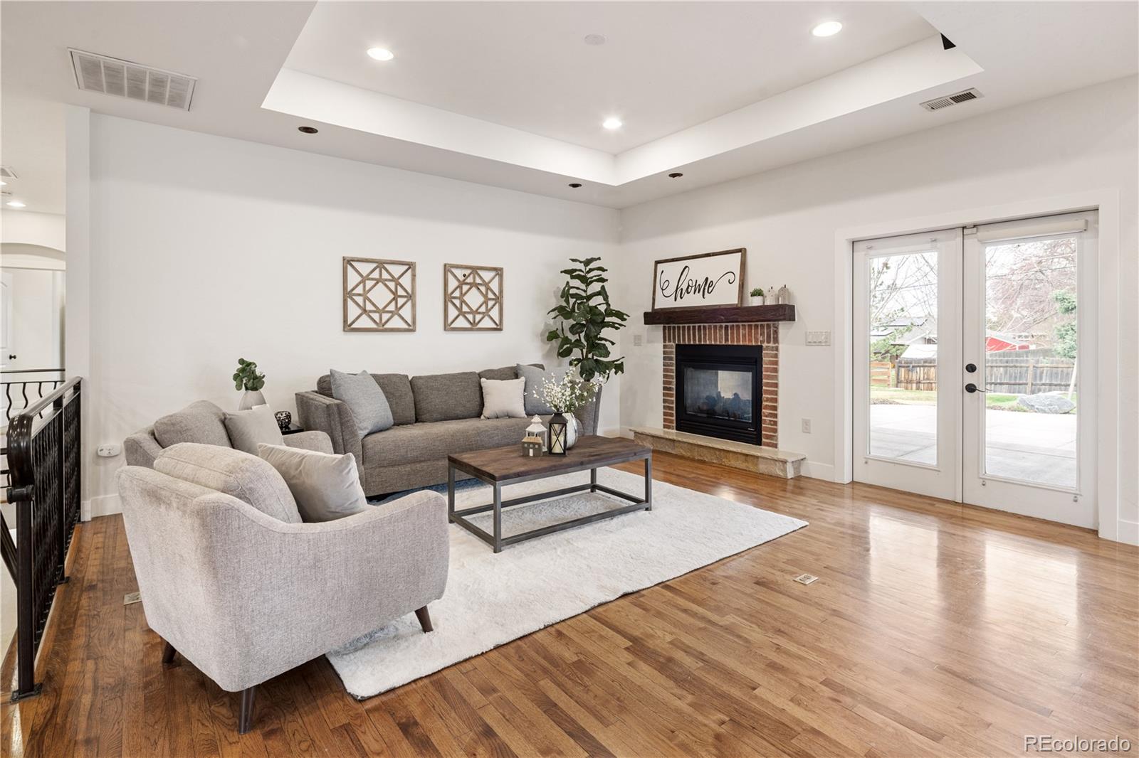 6071 S Detroit Street