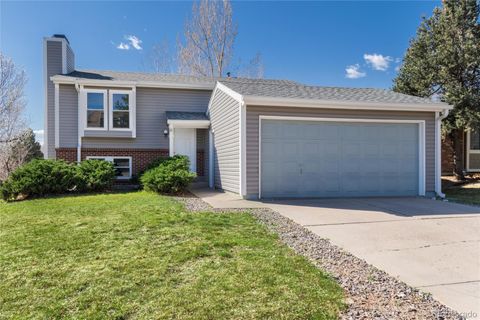 Photo of 8824 W Ontario Avenue, Littleton, CO 80128 (MLS # 6674658)