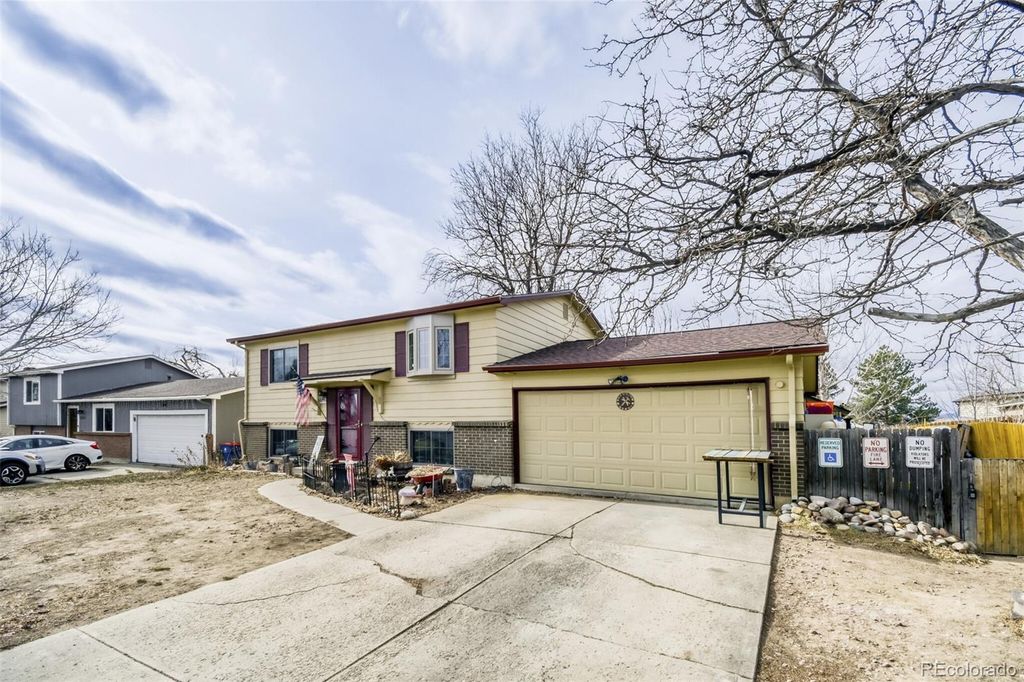 Photo of 10721 Owens Street, Broomfield, CO 80021 (MLS # 1701456)