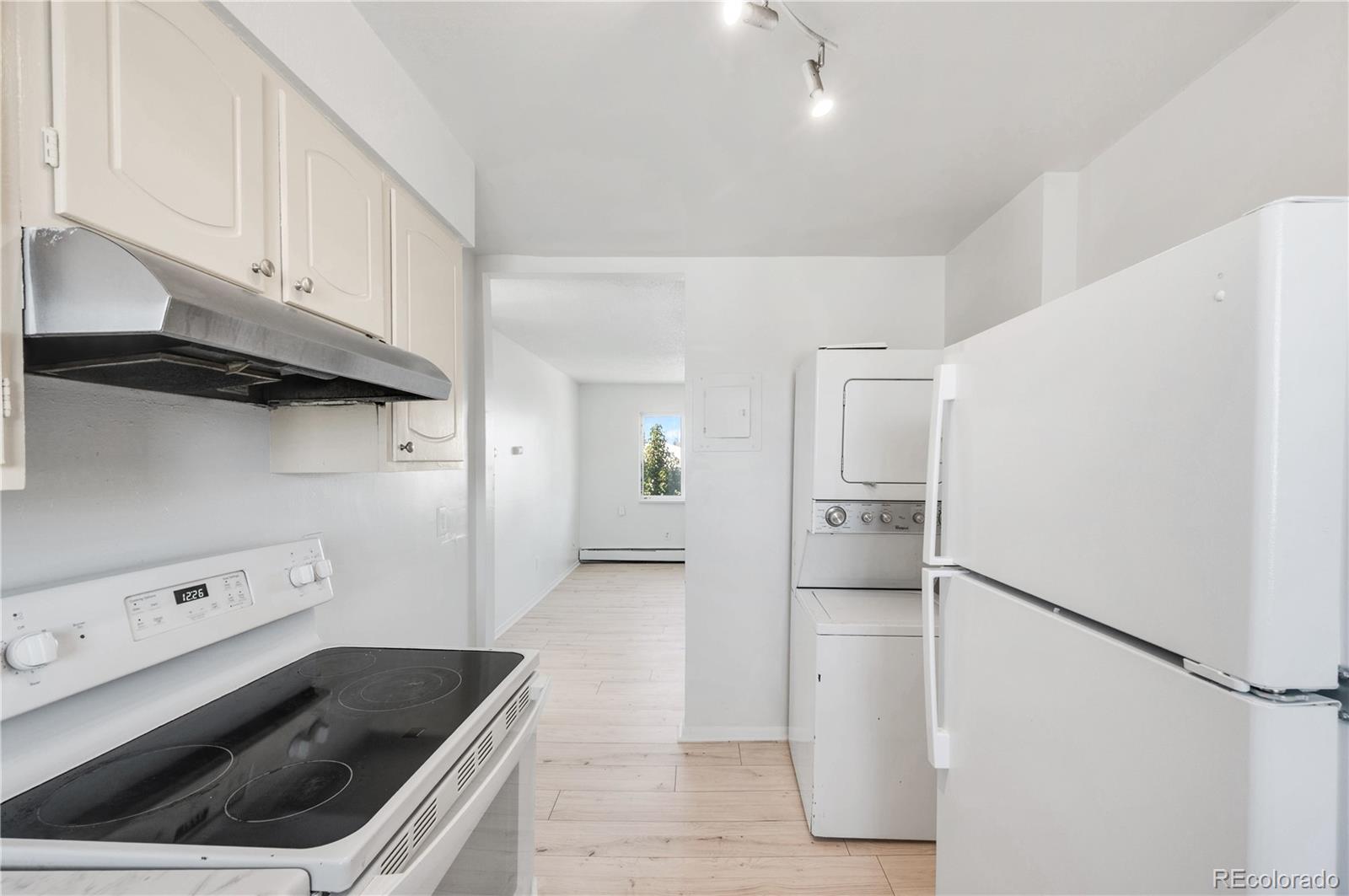 2210 S Dexter Street