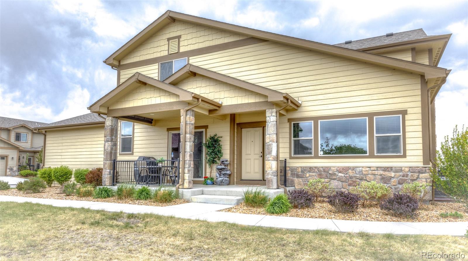 1922 Sunshine Peak Drive