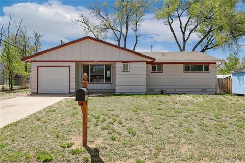 Single Family Residence in Colorado Springs CO 509 Cottonwood Drive 2.jpg