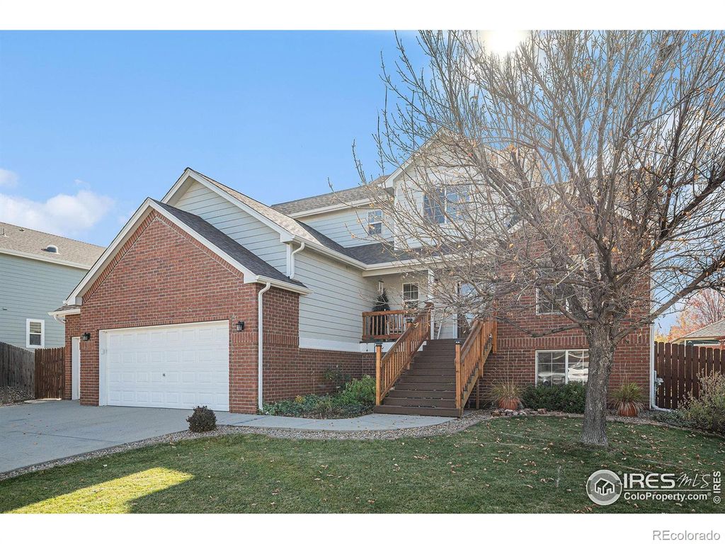 Photo of 5872 Merganser Court, Longmont, CO 80504 (MLS # IR1046500)