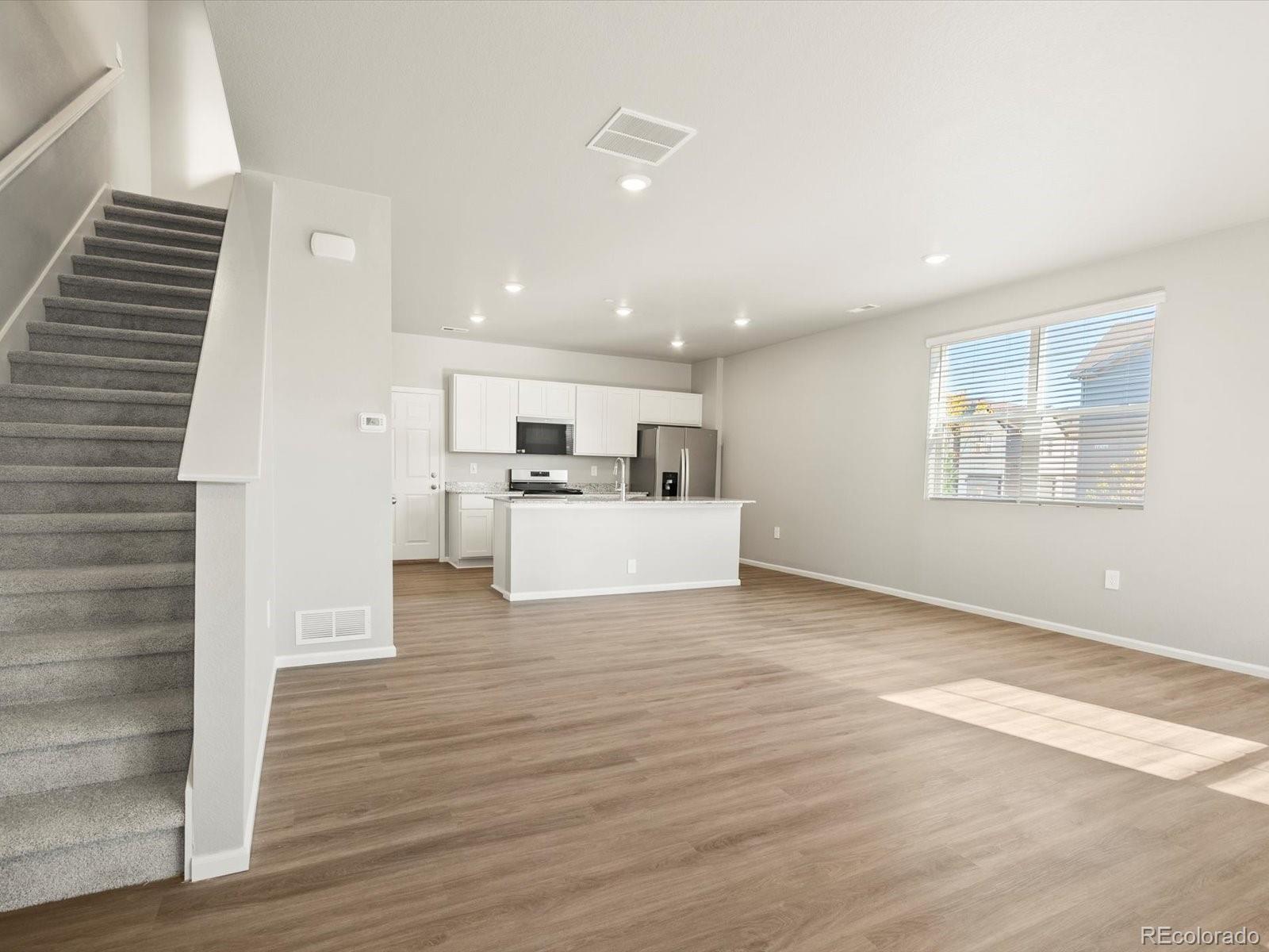1600 Riverplace Drive 5