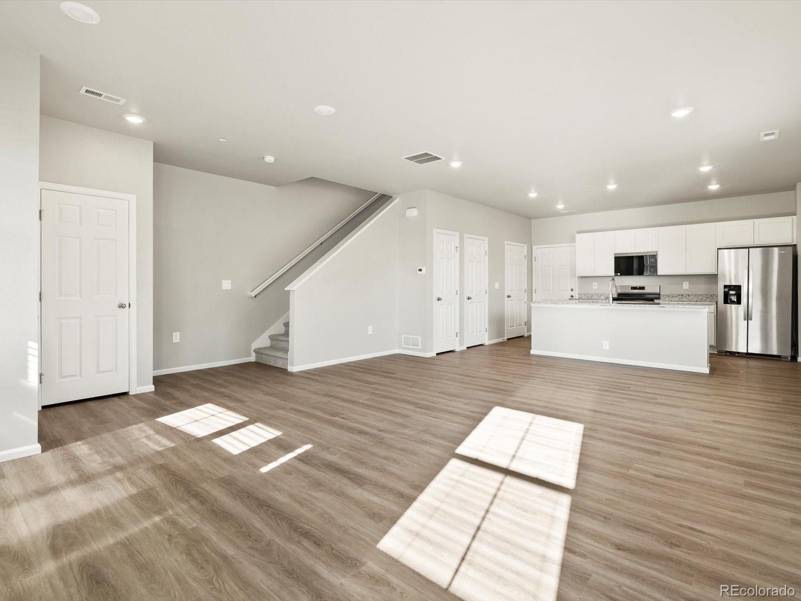 1600 Riverplace Drive 5