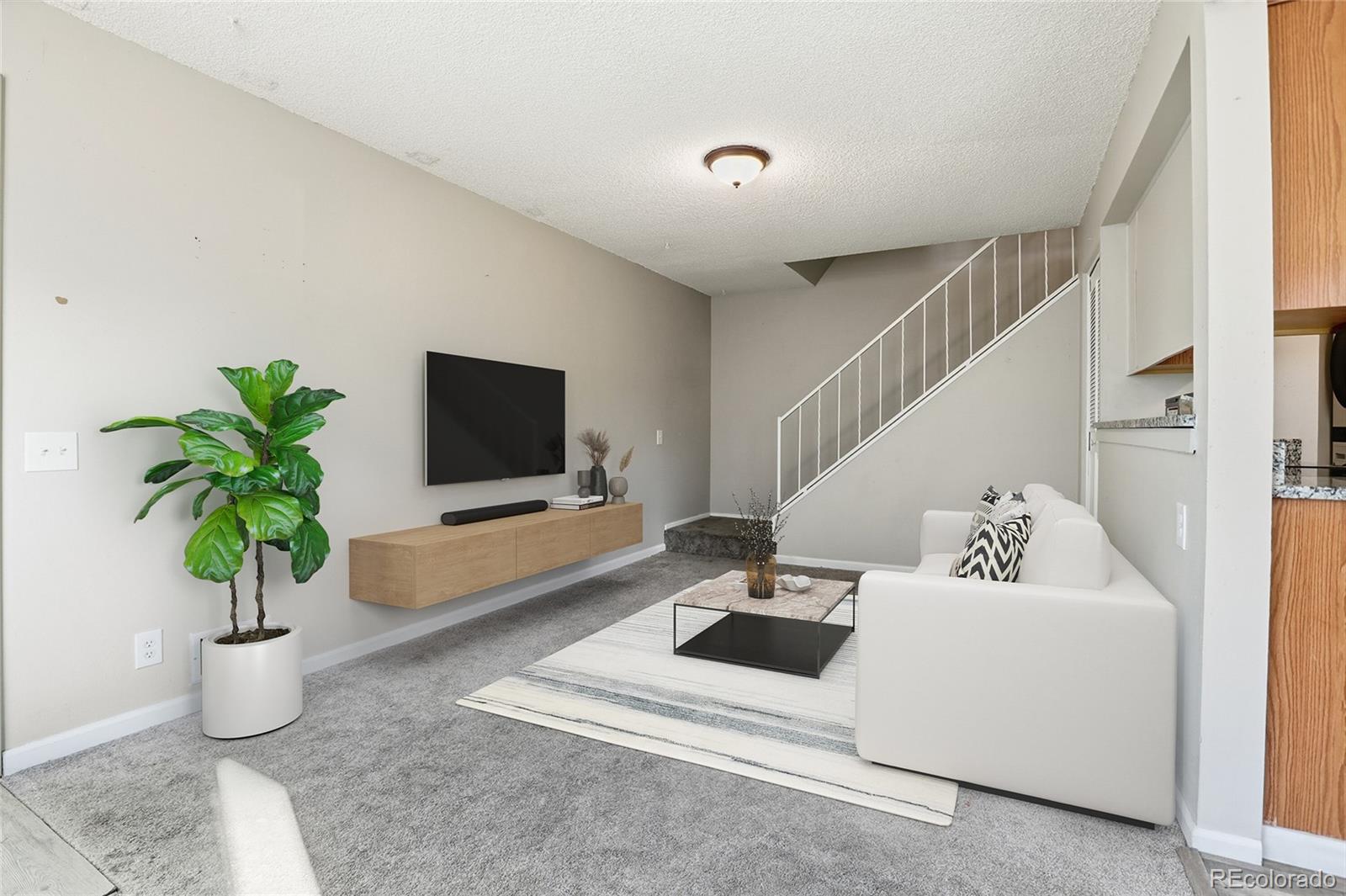 3355 S Flower Street 90