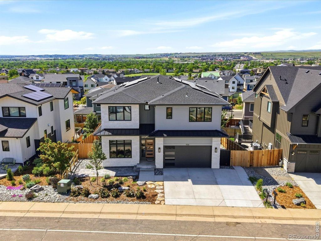Photo of 936 Sunflower Street, Louisville, CO 80027 (MLS # IR1060417)