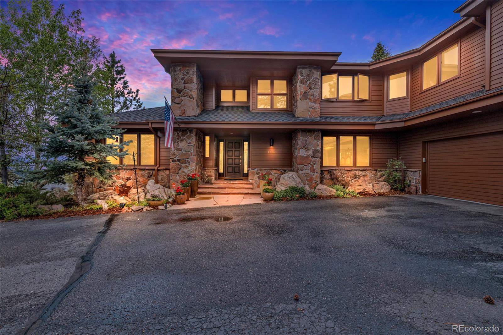 1306 Preserve Circle