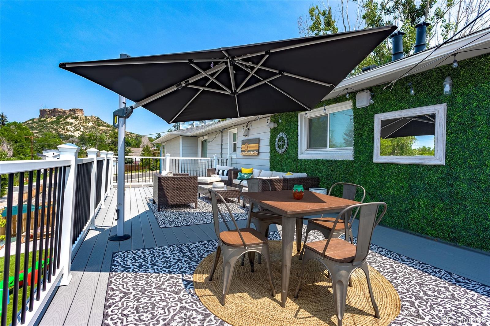 399 N Gilbert Street