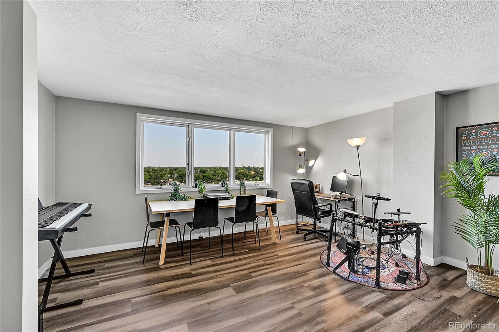 2225 Buchtel Boulevard 1011