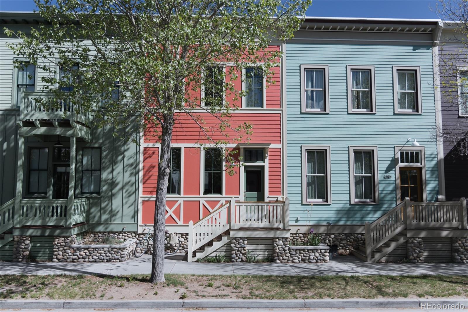 1008 River Park Road