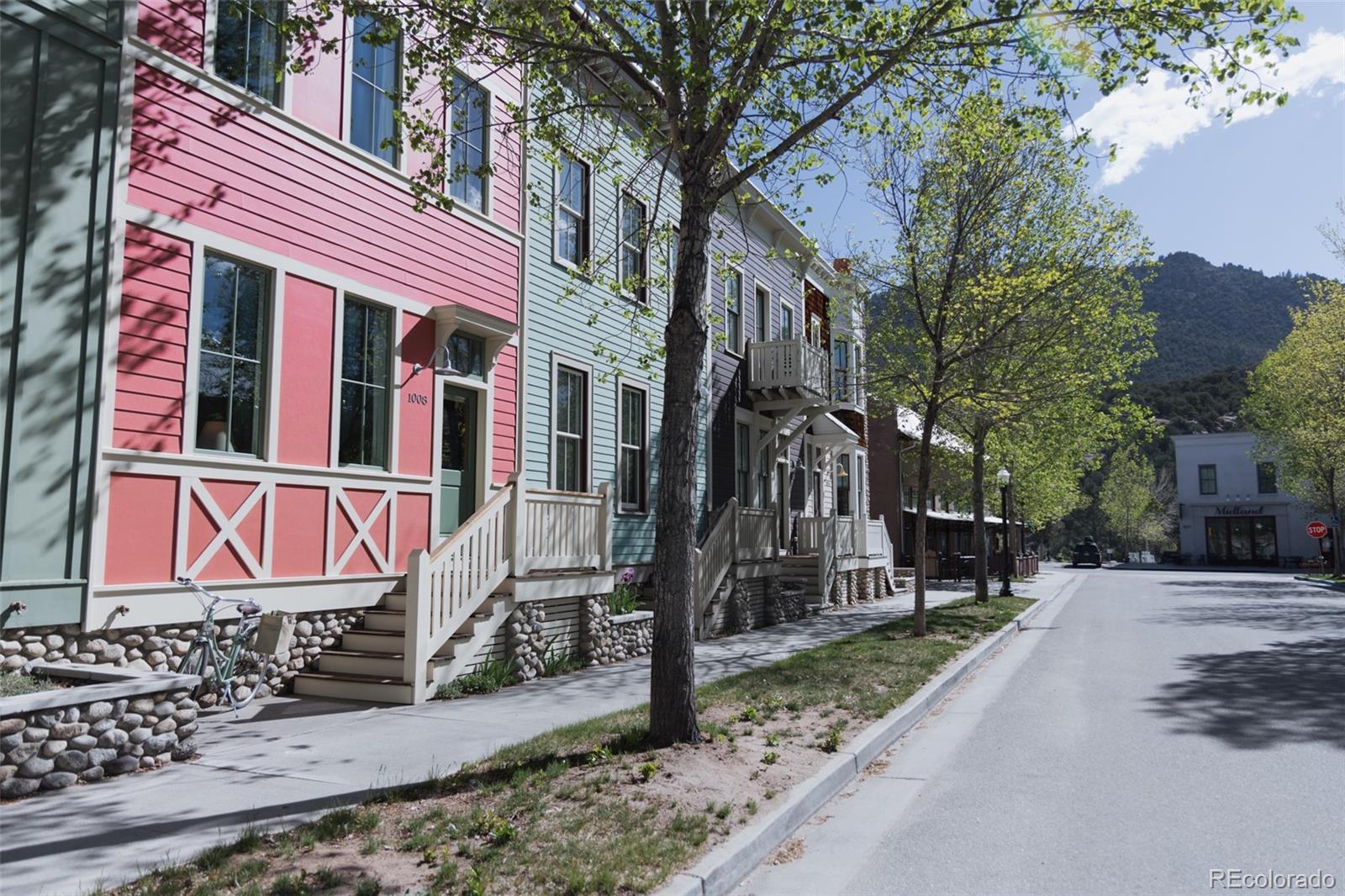 1008 River Park Road