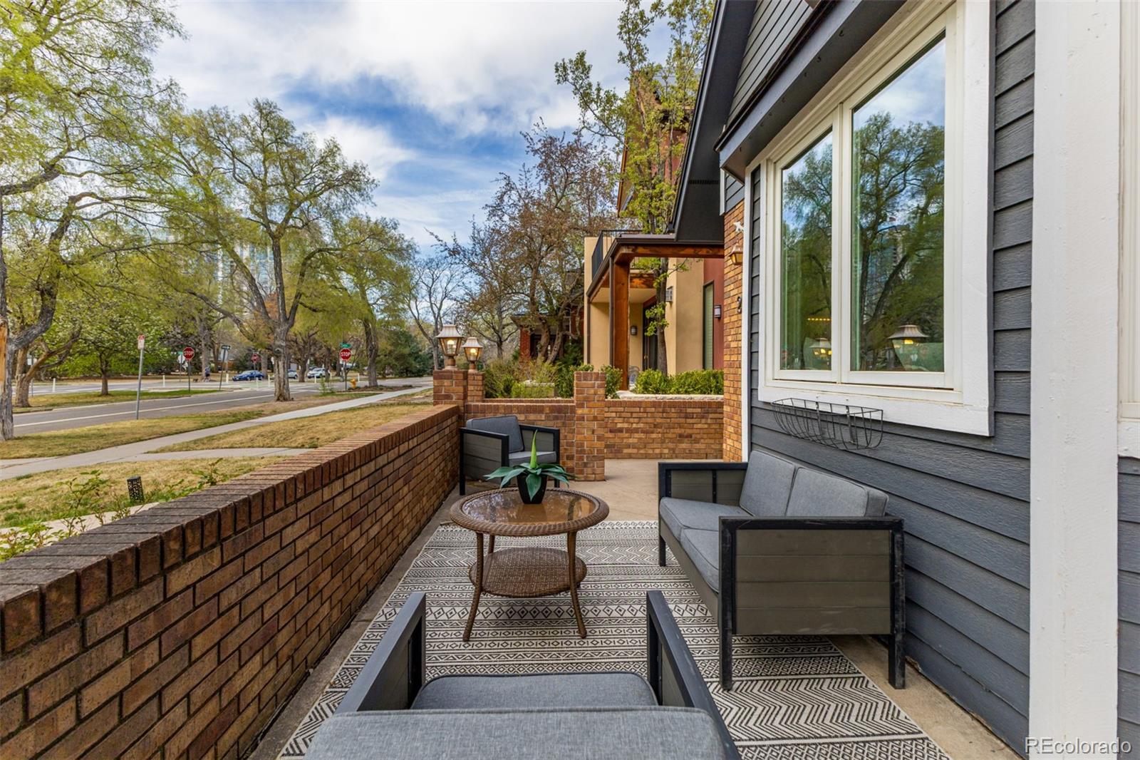 222 S Marion Parkway