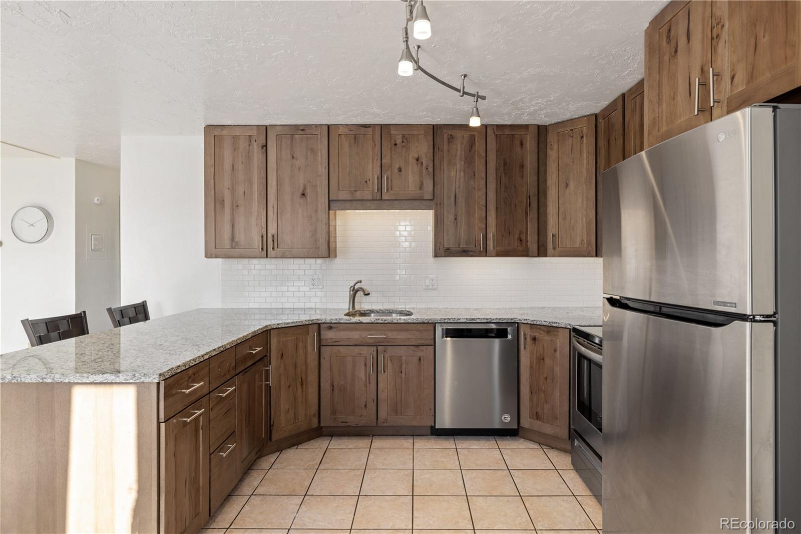 9800 Ryan Gulch Road 206, Silverthorne, CO, 80498 3 9800 Ryan Gulch Road 206
