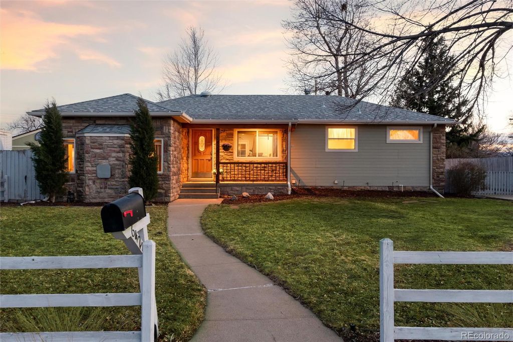 Photo of 6424 W Center Avenue, Lakewood, CO 80226 (MLS # 2440940)