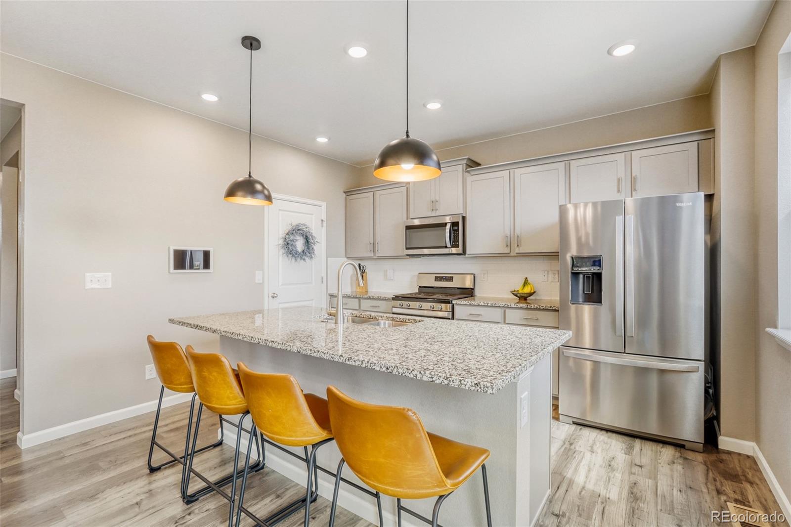 2078 Pineywoods Street