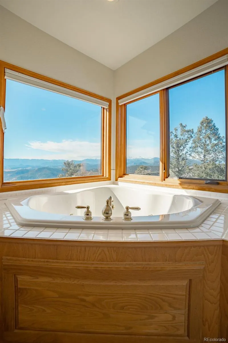 Conifer, Colorado 80433, United States, 4 Bedrooms Bedrooms, ,4 BathroomsBathrooms,Residential,Pending,5449