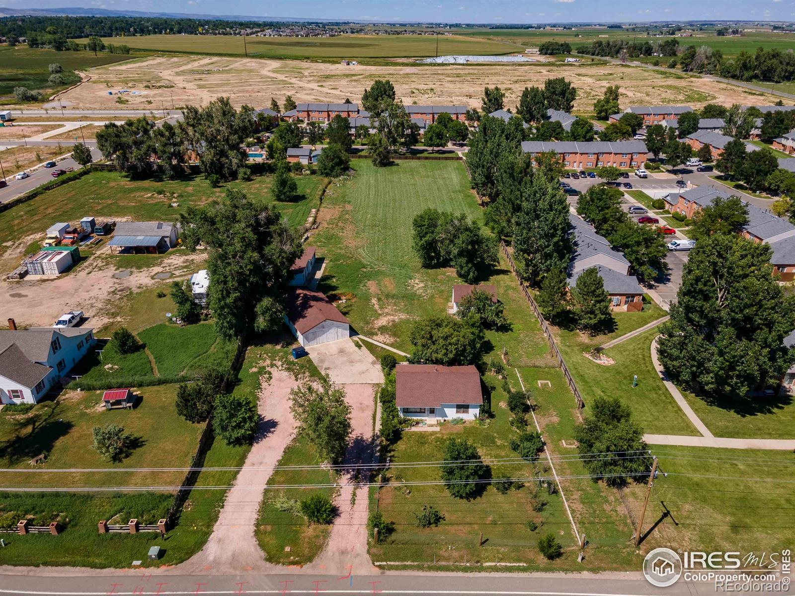 2412 E Vine Drive