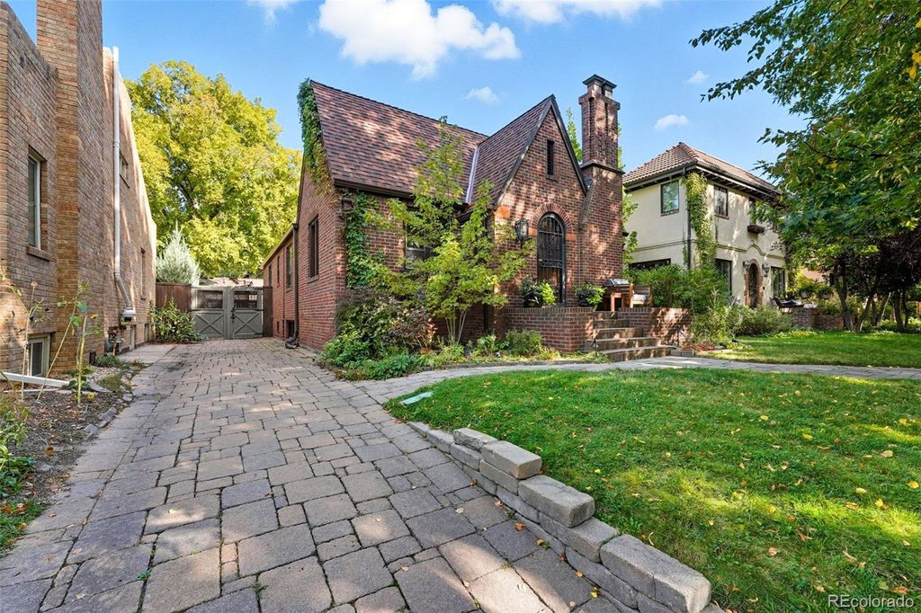 Photo of 1750 Jasmine Street, Denver, CO 80220 (MLS # 9613263)