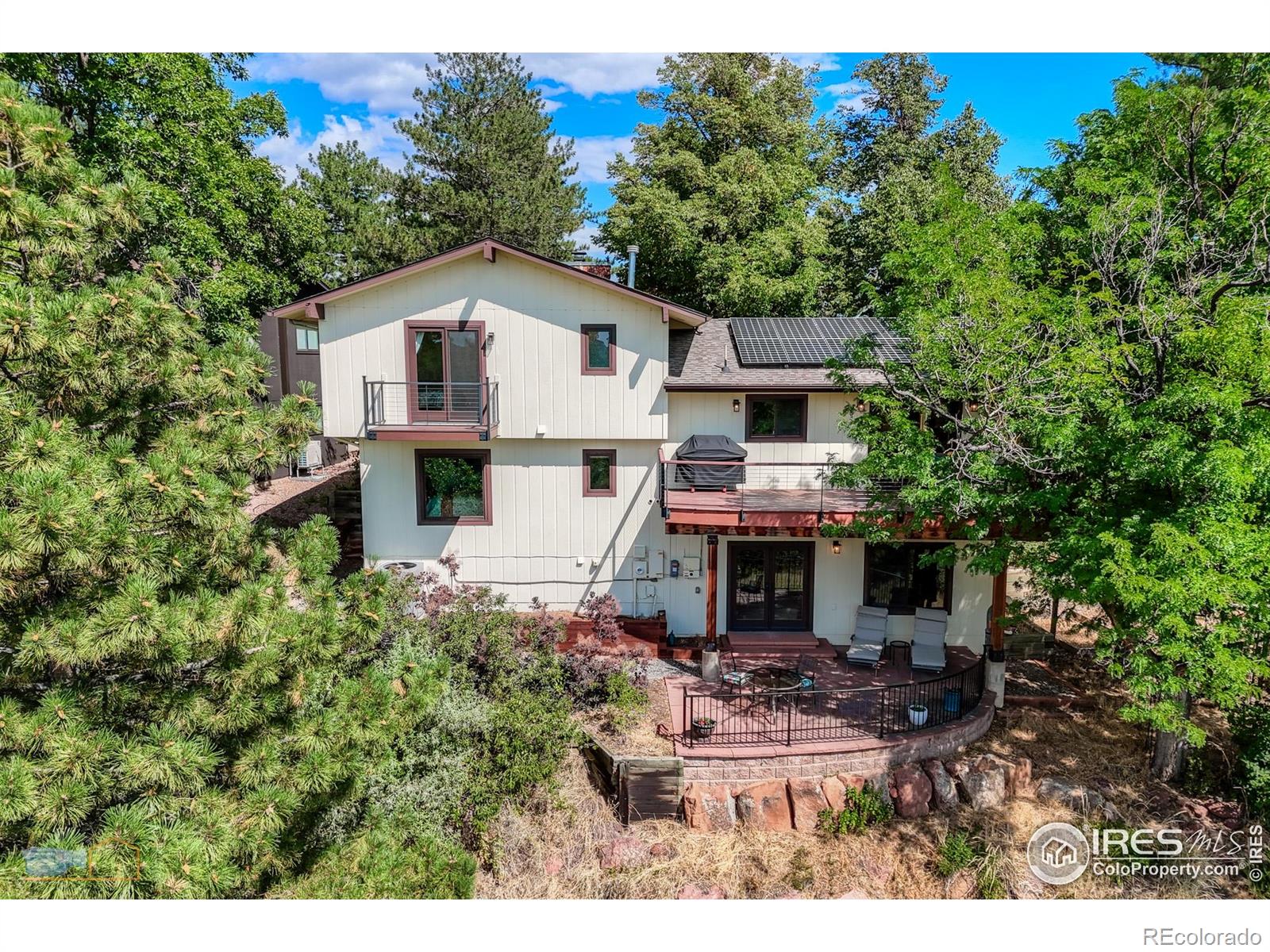 2410 Vassar Drive