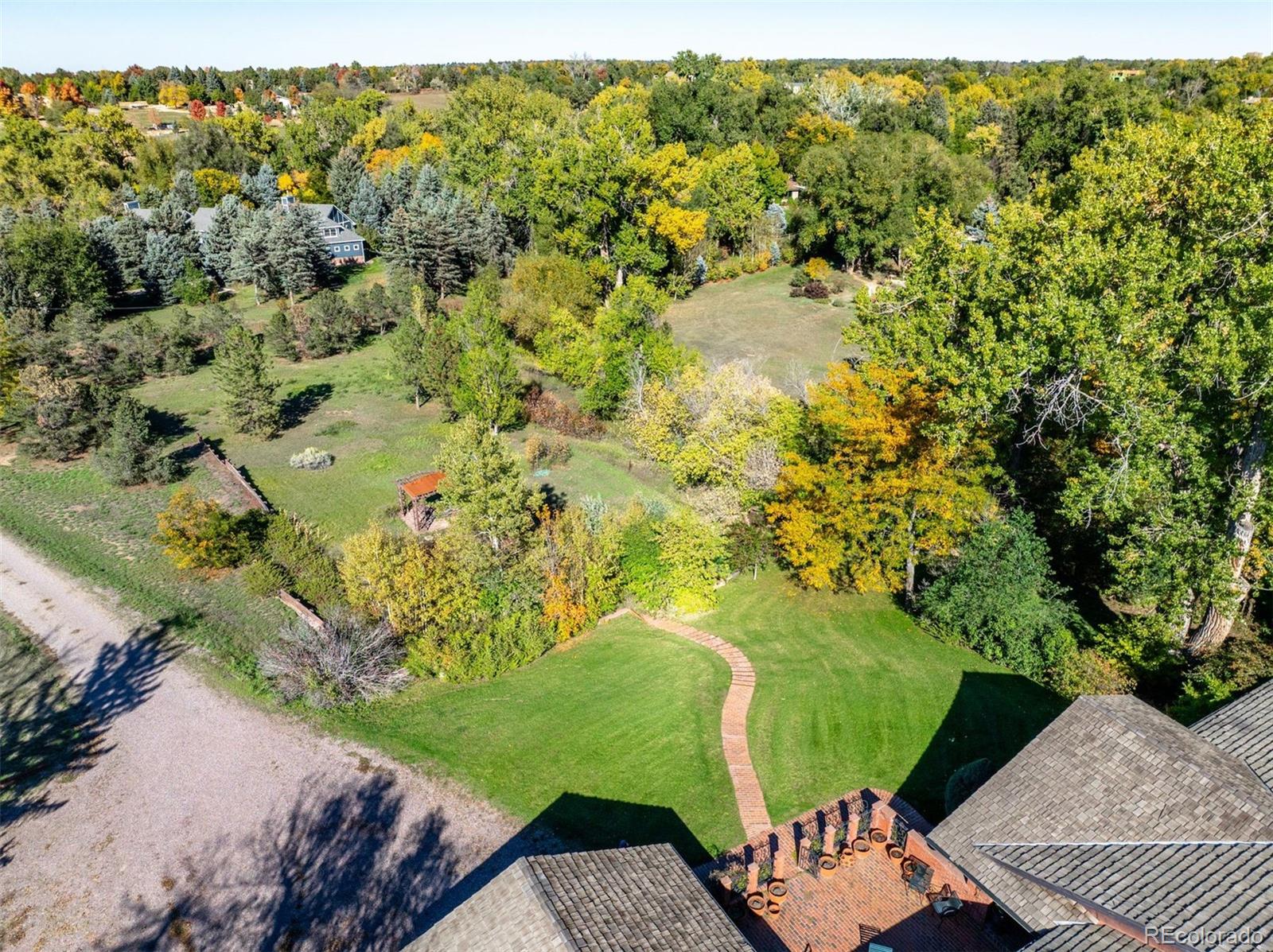 2600 E Willamette Lane