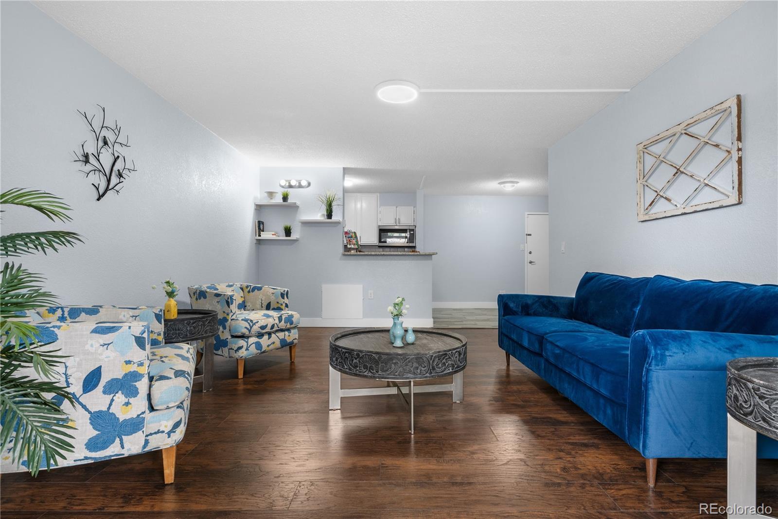 2281 Vaughn 104A, Aurora, CO, 80014 4 2281 Vaughn 104A