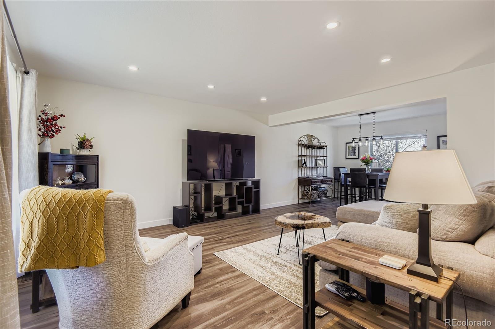 7371 S Spruce Street