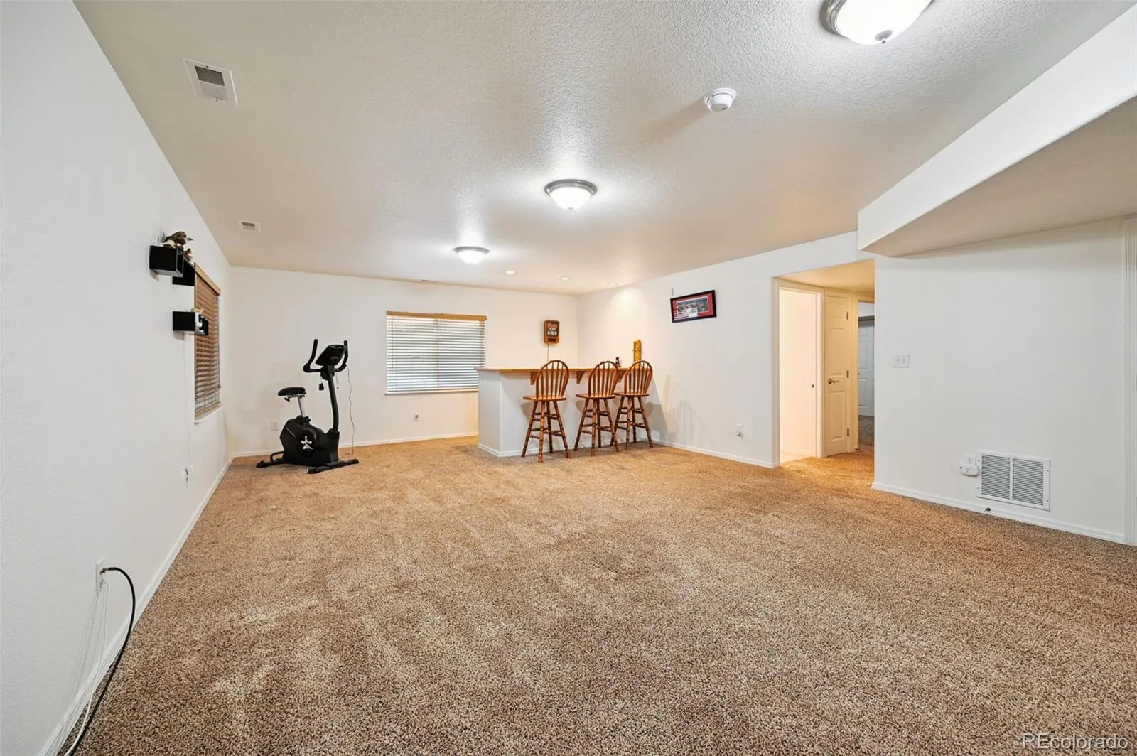 Colorado Springs, Colorado 80923, United States, 4 Bedrooms Bedrooms, ,3 BathroomsBathrooms,Residential,Active,183510