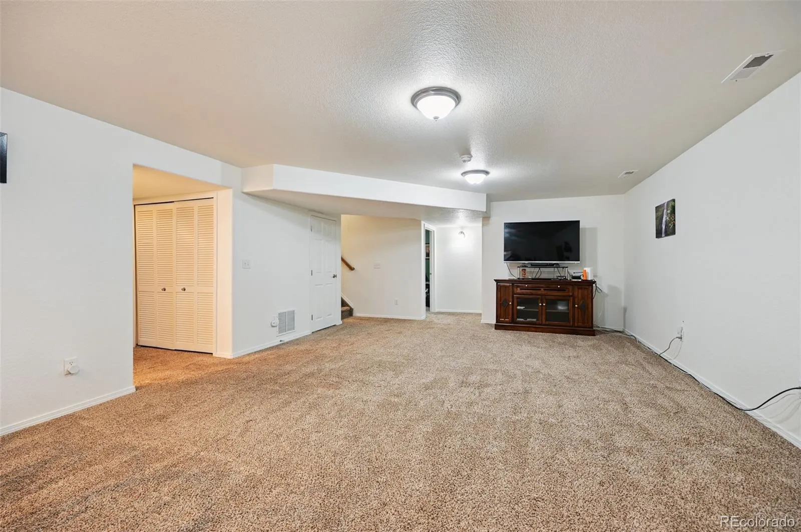 Colorado Springs, Colorado 80923, United States, 4 Bedrooms Bedrooms, ,3 BathroomsBathrooms,Residential,Active,183510